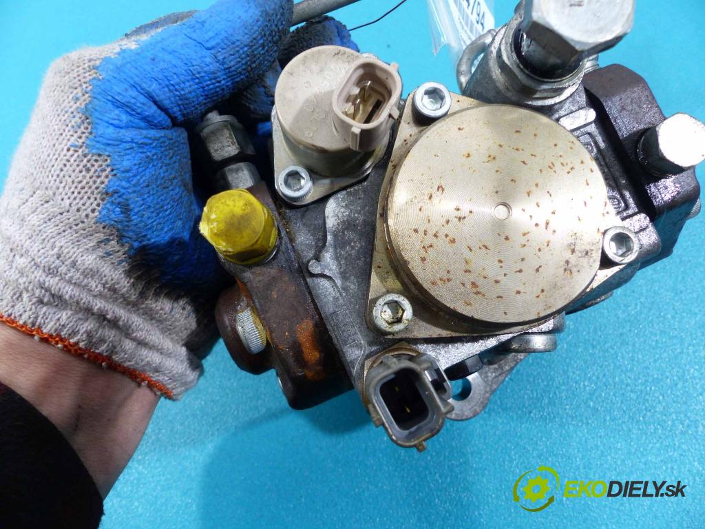 Subaru Forester III SH 08-13 2.0 boxer 147 HP manual 108 kW 1998 cm3  Pumpa vstrekovacia 294000-0981 (Vstrekovacie čerpadlá)