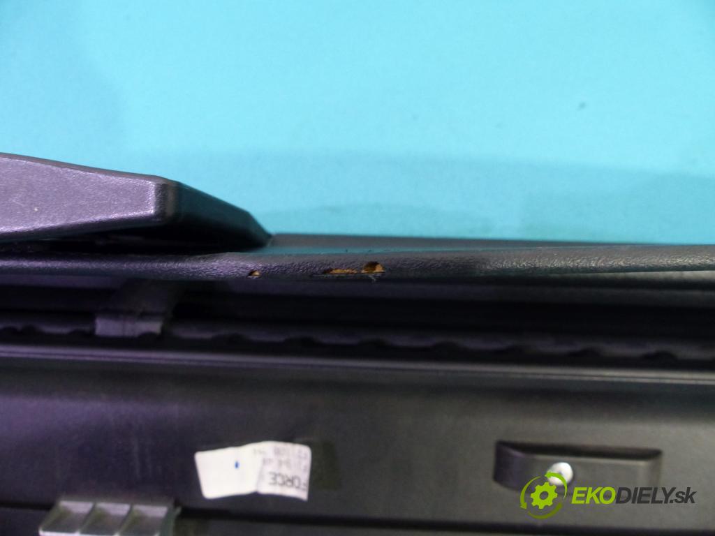 Mercedes C W204 2007-2014 2,2.0 CDI 170 HP automatic 125 kW 2148 cm3  Roleta  (Rolety kufra)