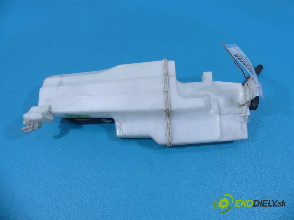 Nissan Micra K13 2010-2017 1.2 12V - 80 HP manual 59 kW 1198 cm3 5- nádrže expanzné