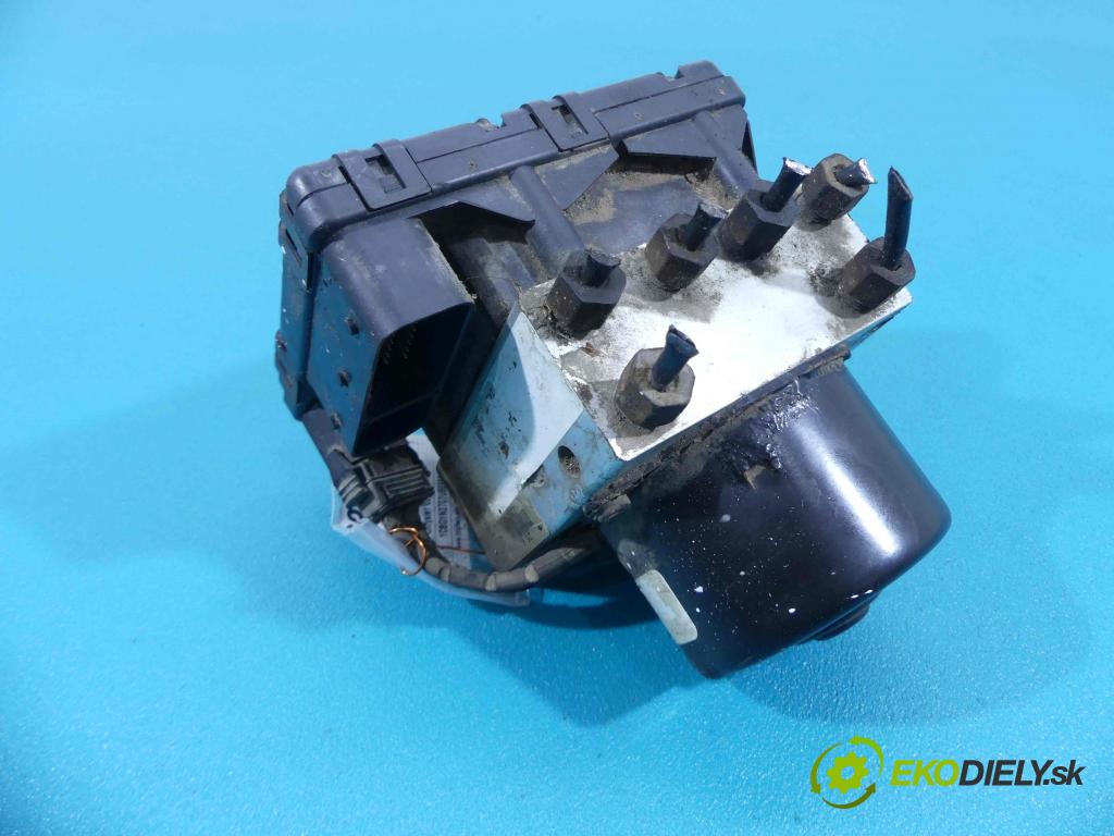Chrysler Voyager IV 2.5 CRD 143 HP manual 105 kW 2499 cm3  Pumpa ABS 04686702AA (Pumpy ABS)