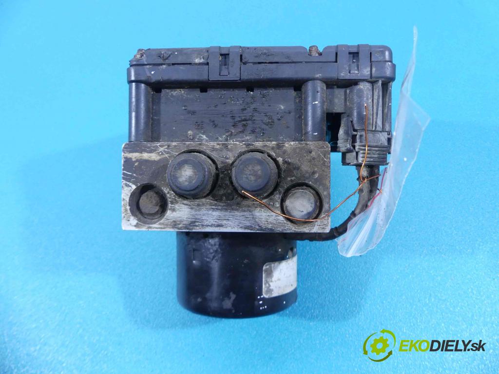 Chrysler Voyager IV 2.5 CRD 143 HP manual 105 kW 2499 cm3  Pumpa ABS 04686702AA (Pumpy ABS)