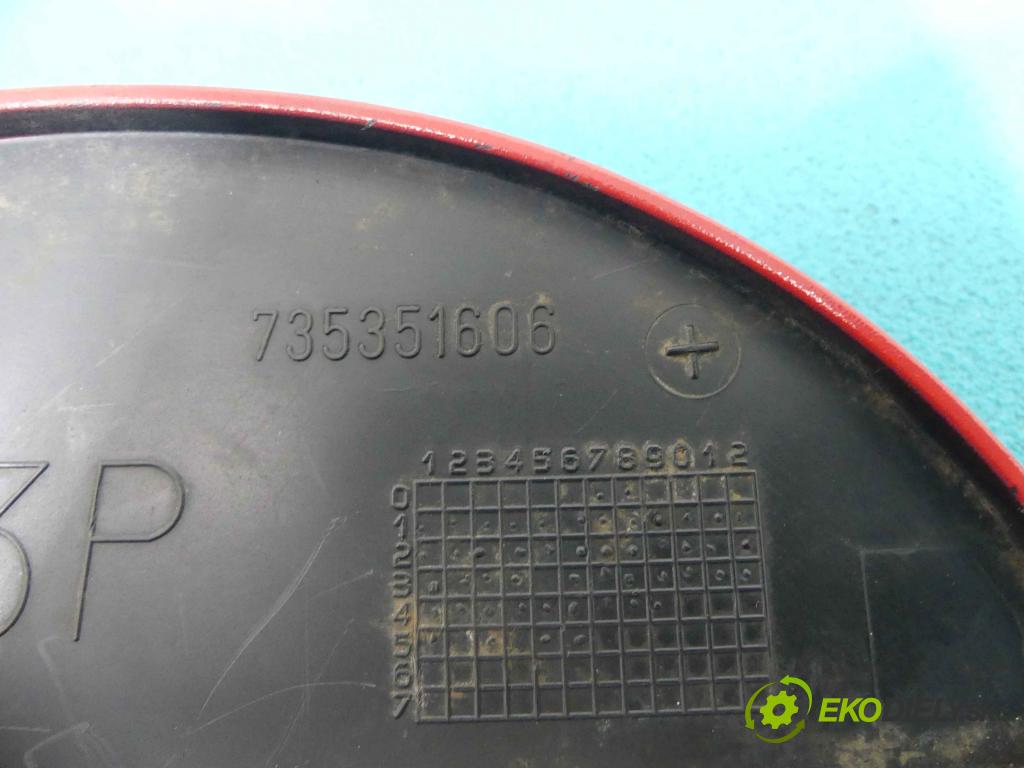 Fiat Stilo 1.4 16V - 95 hp manual 70 kW 1368 cm3  dvířka nádrže paliva 735351606