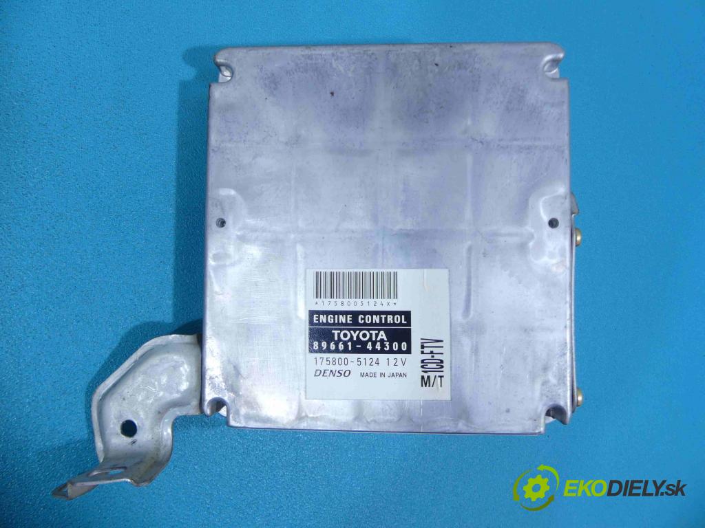 Toyota Avensis Verso 2.0 D4D 116 HP manual 85 kW 1995 cm3  Jednotka riadiaca 89661-44300