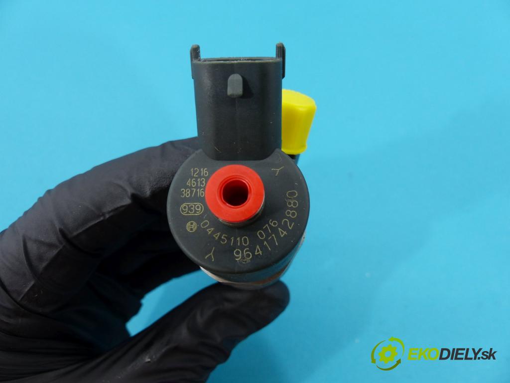 Peugeot 206 2.0 HDI 90 HP manual 66 kW 1997 cm3  vstrekovač 9641742880 (Vstrekovače)