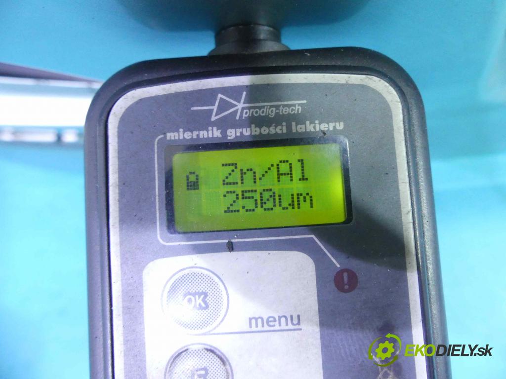 Toyota Avensis Verso 2.0 D4D 116 HP manual 85 kW 1995 cm3 zadná kapota (Zadné kapoty)