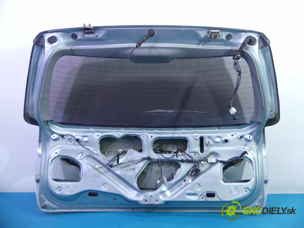 Toyota Avensis Verso 2.0 D4D 116 HP manual 85 kW 1995 cm3 zadná kapota (Zadné kapoty)