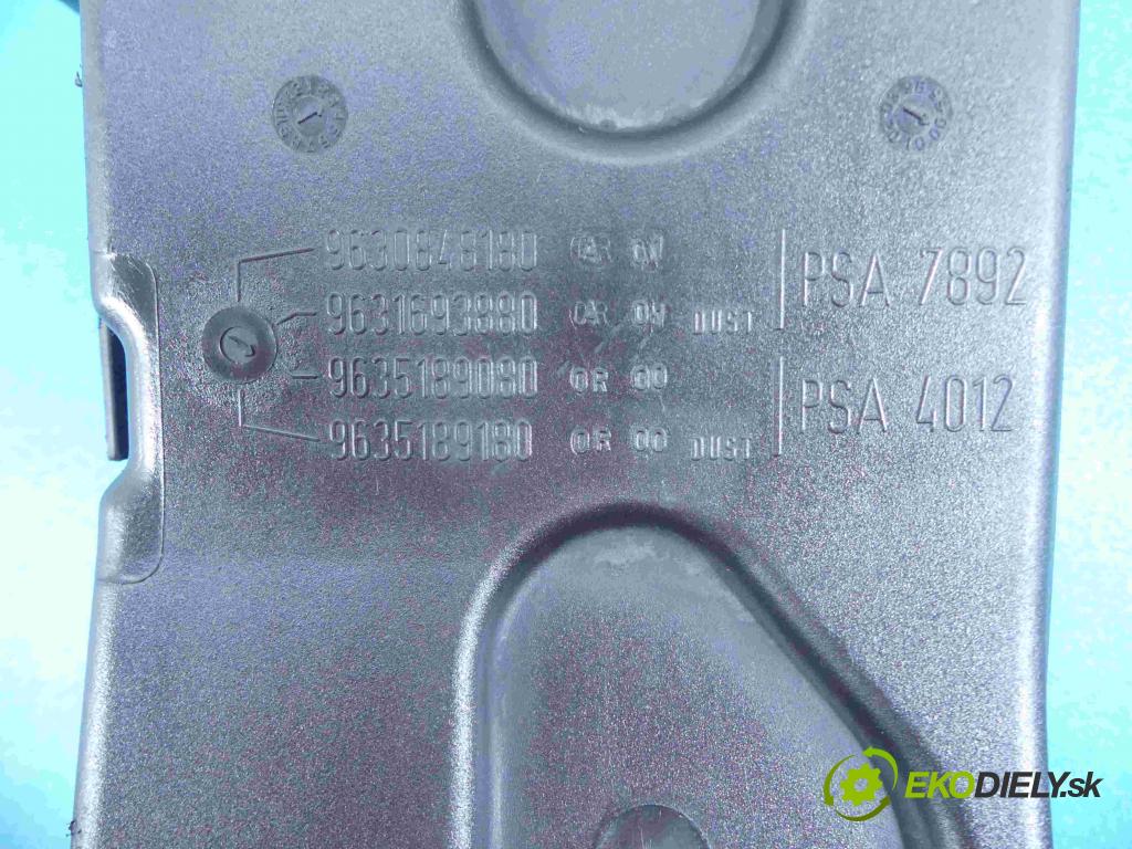 Peugeot 406 2.0 16V (rfr) 135 hp manual 99 kW 1997 cm3  obal filtra vzduchu 9630848180 (Kryty filtrů)