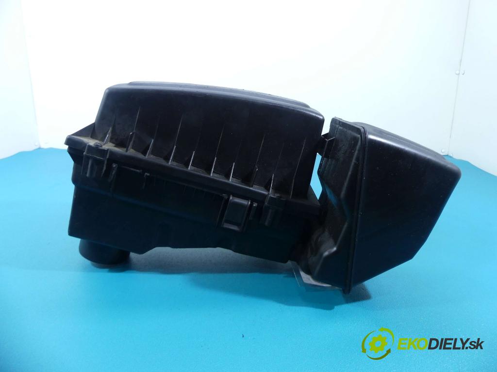 Peugeot 406 2.0 16V (rfr) 135 hp manual 99 kW 1997 cm3  obal filtra vzduchu 9630848180 (Kryty filtrů)