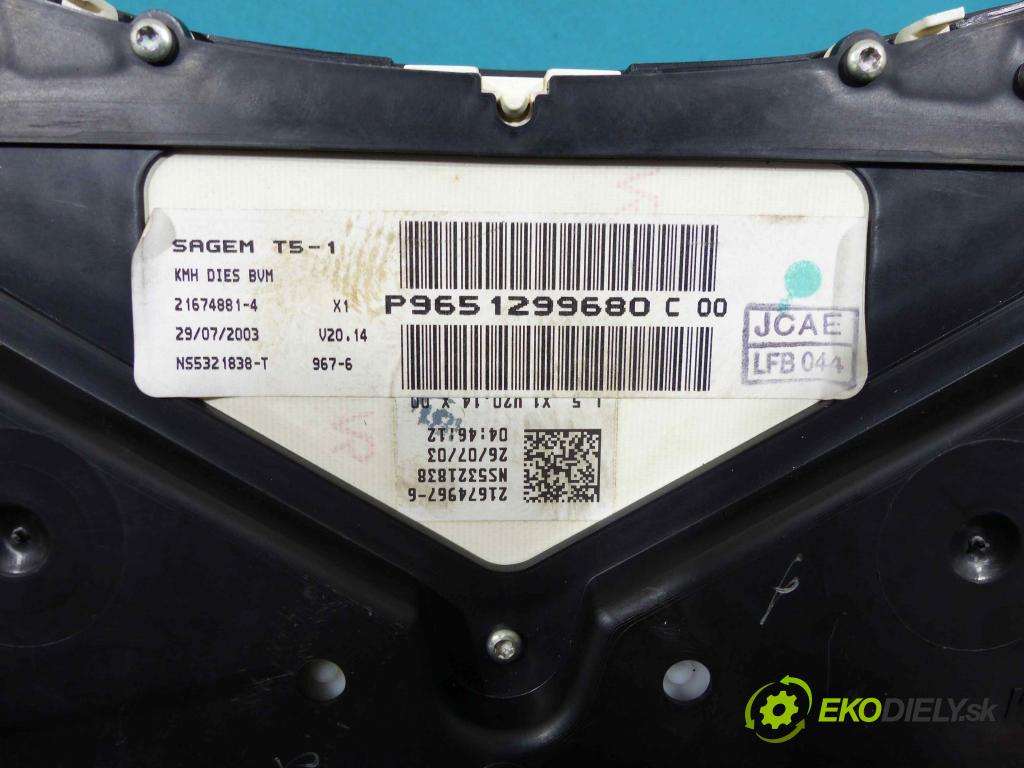 Peugeot 307 2.0 HDI 107 HP manual 79 kW 1997 cm3  prístrojovka 9651299680C (Přístrojové desky, displeje)