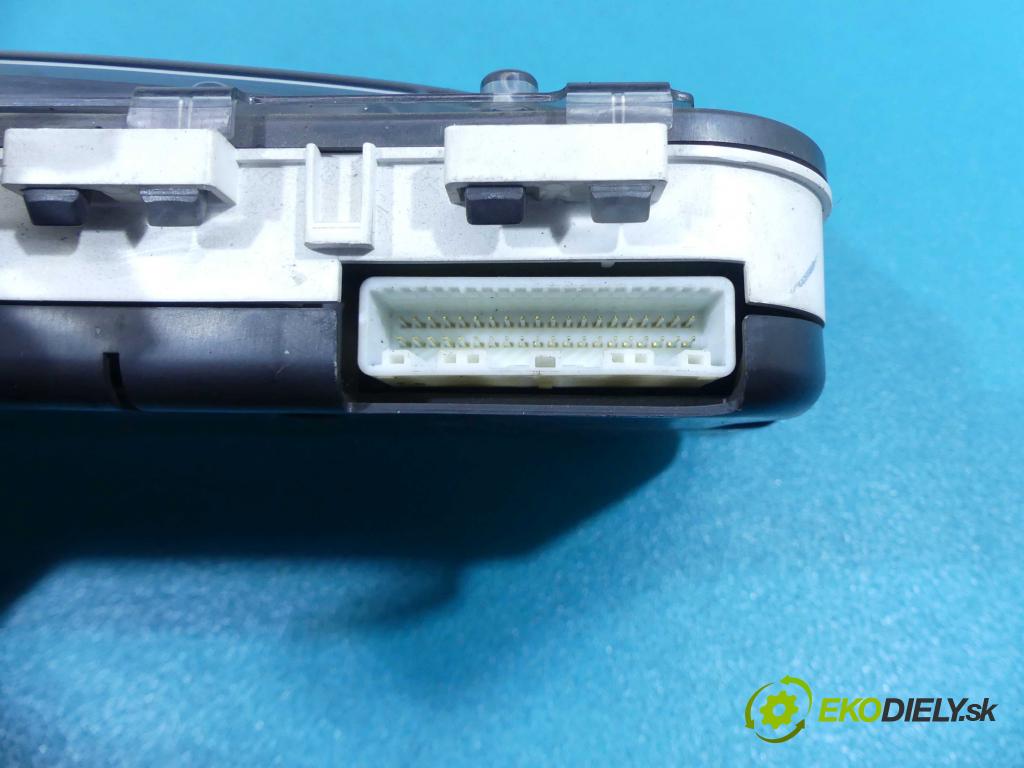 Toyota Corolla Verso II 2004-2009 2.0 D4D 116 hp manual 85 kW 1995 cm3  prístrojovka 83800-0F060K (Přístrojové desky, displeje)