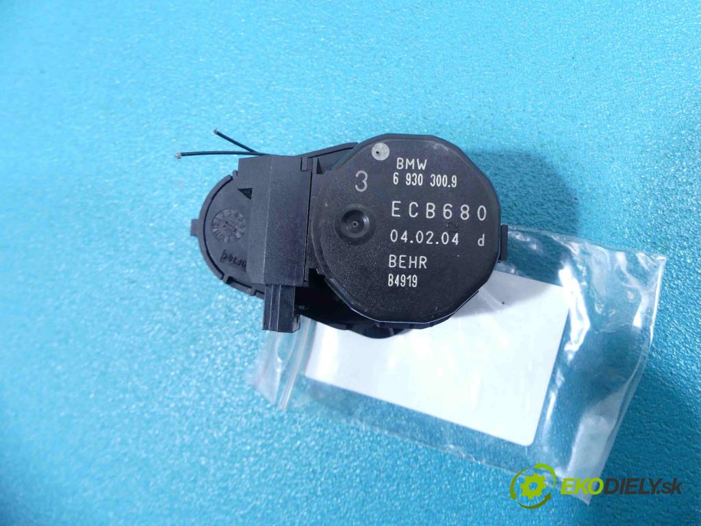 Bmw 5 e60 2003-2010 4.4 V8 automatic 245 kW 4398 cm3  Motorček kúrenia 69303009
