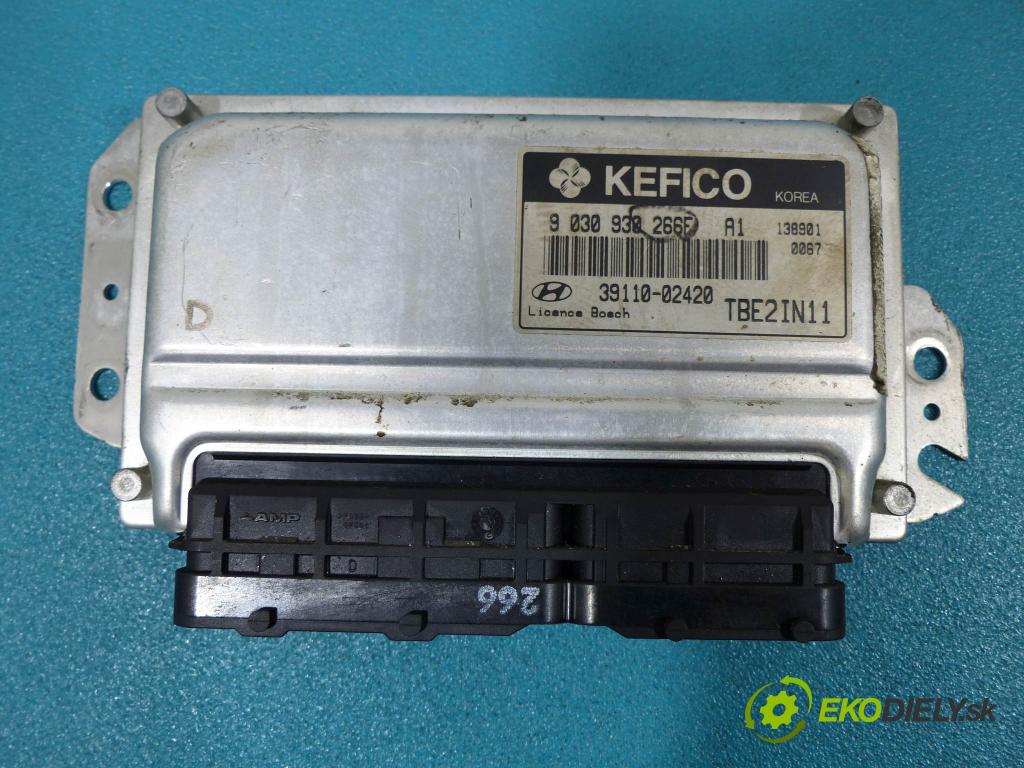 Hyundai Getz 1.1 12V - 63 HP manual 46 kW 1086 cm3  Jednotka riadiaca 9030930266F