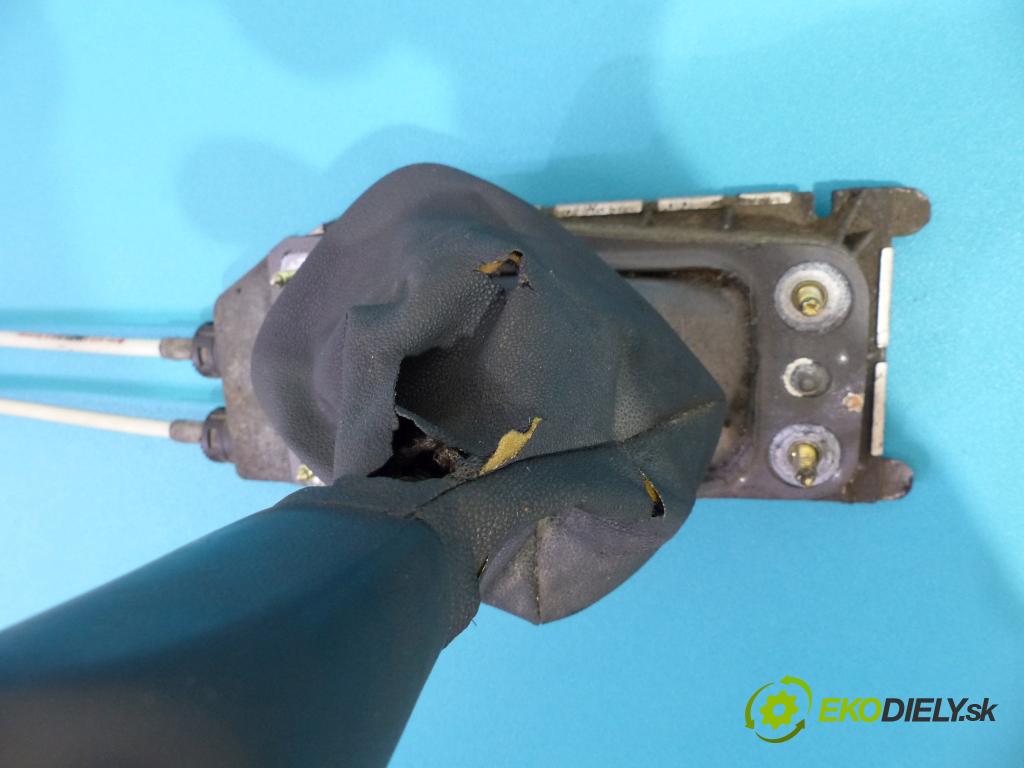 Skoda Fabia I 1999-2007 1.9 SDI 64 HP manual 47 kW 1896 cm3  Kulisa - -  (Rýchlostné páky / kulisy)