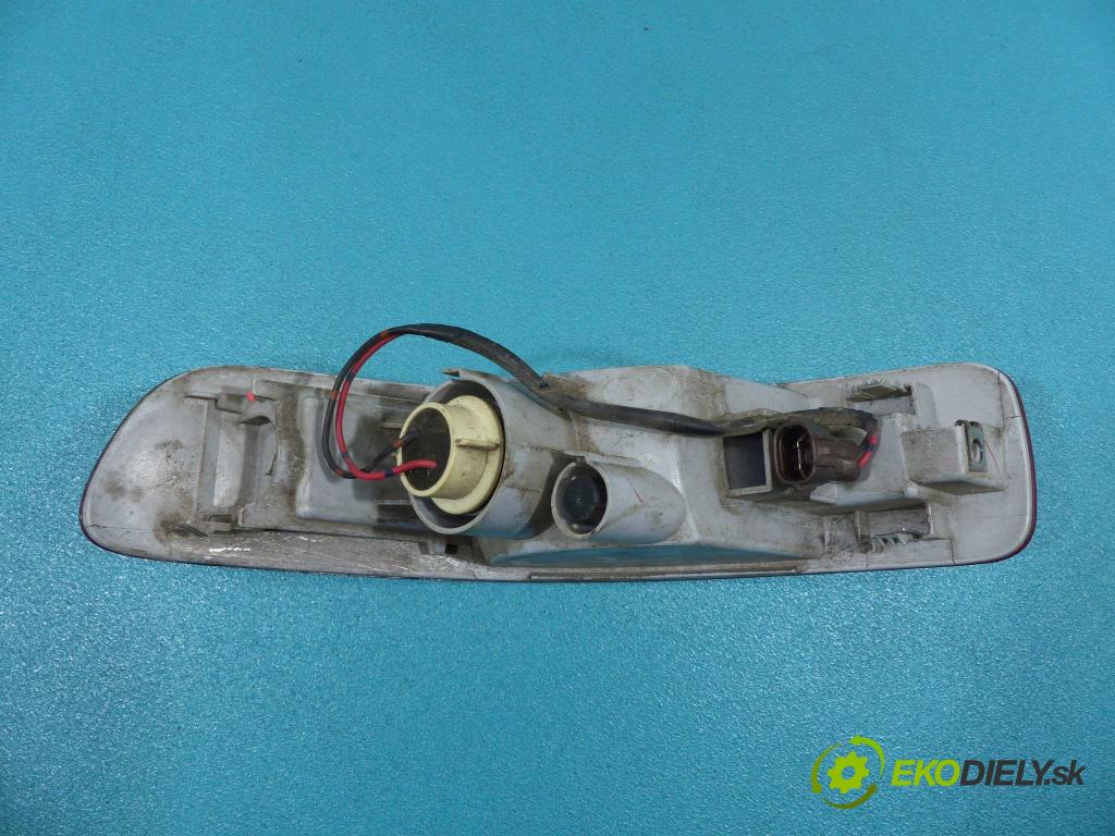 Mitsubishi Outlander II 2006-2013 2.0 140 hp manual 103 kW 1968 cm3  světlo zadní část levá strana