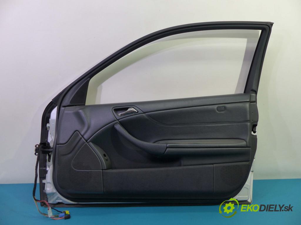 Mercedes C W203 2000-2007 2.0 kompressor 163 hp manual 120 kW 1998 cm3  dveře přední část pravé