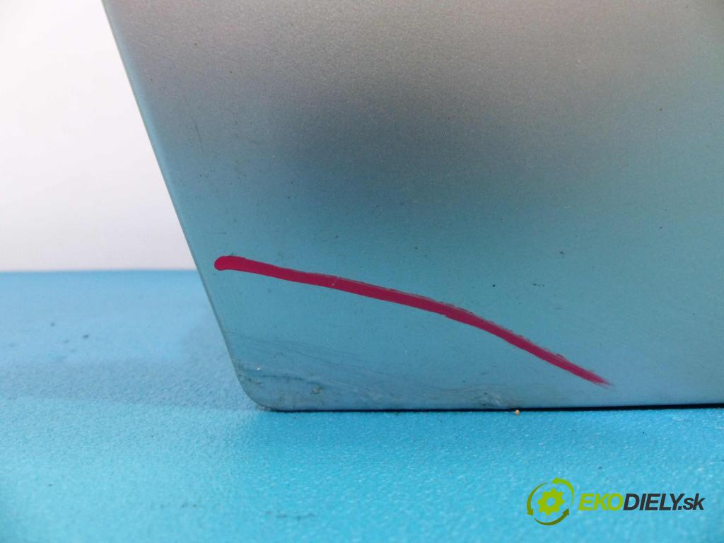 Mercedes C W203 2000-2007 2.0 kompressor 163 hp manual 120 kW 1998 cm3  dveře přední část pravé