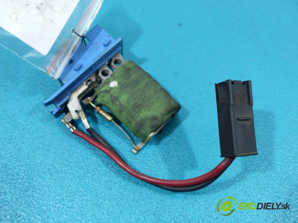 Opel Vectra B 1995-2002 1.6 16V - 101 hp manual 74 kW 1598 cm3  odpor rezistor 90568693