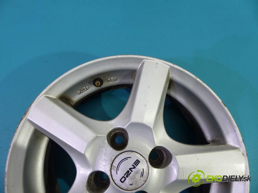 Vw Polo III 6N 1994-2001 1.0 8V - 50 HP manual 37 kW 999 cm3  Hlinikové disky -