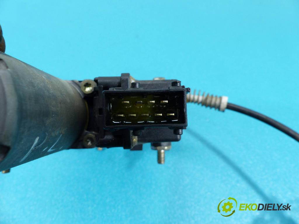 Peugeot 406 1.8B 110 hp manual 81 kW 1761 cm3  mechanismus přední část levý 194543-102