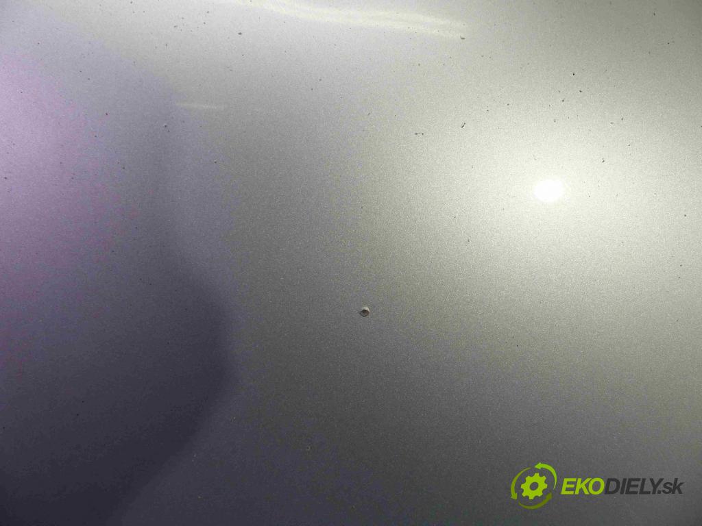 Skoda Fabia II 2007-2014 1.4 TDI 69 hp manual 51 kW 1422 cm3  kapota přední část