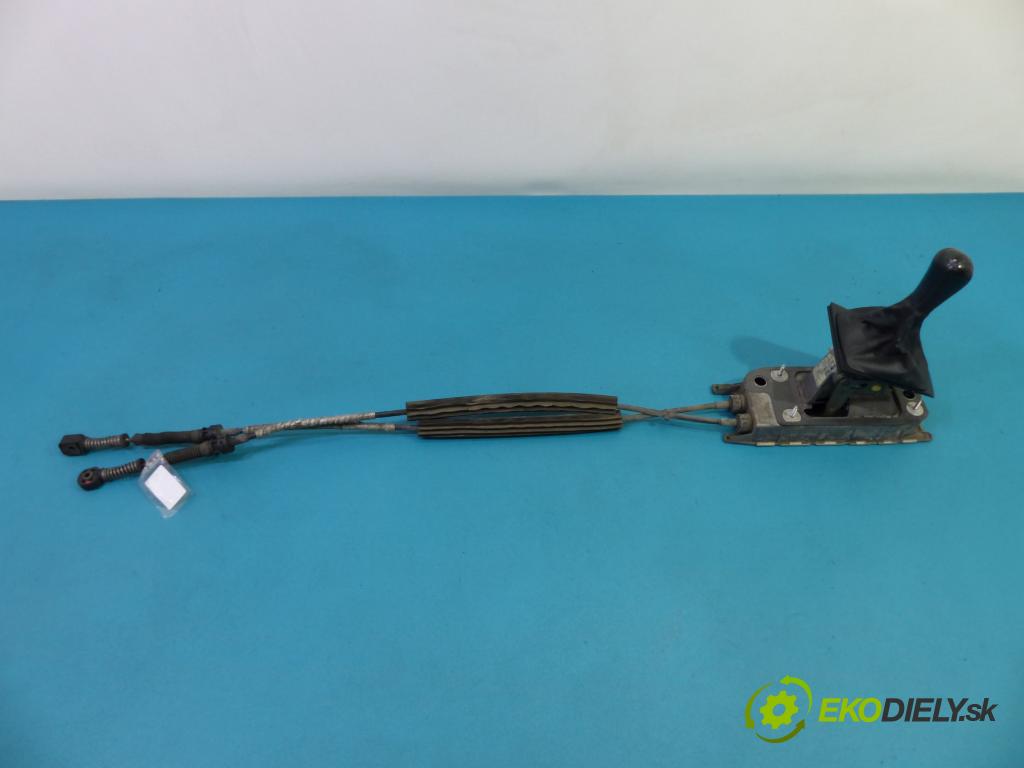 Skoda Octavia II 2004-2013 1.9 TDI 105 HP manual 77 kW 1896 cm3  Kulisa - - 1K0711049AS (Rýchlostné páky / kulisy)