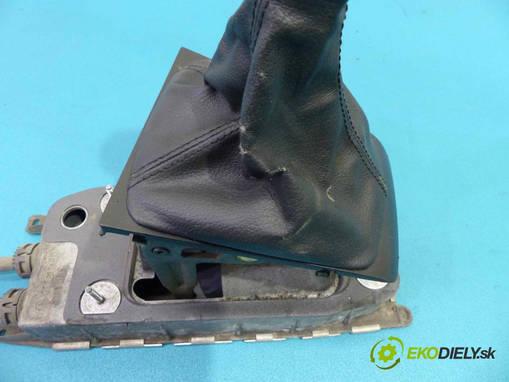 Skoda Octavia II 2004-2013 1.9 TDI 105 HP manual 77 kW 1896 cm3  Kulisa - - 1K0711049AS (Rýchlostné páky / kulisy)