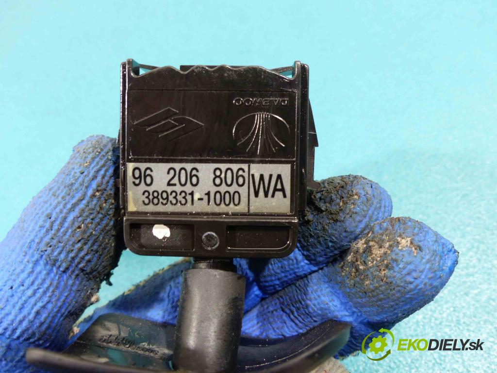 Daewoo Leganza 2.0 16V - 133 hp manual 98 kW 1998 cm3  přepínač 96206806