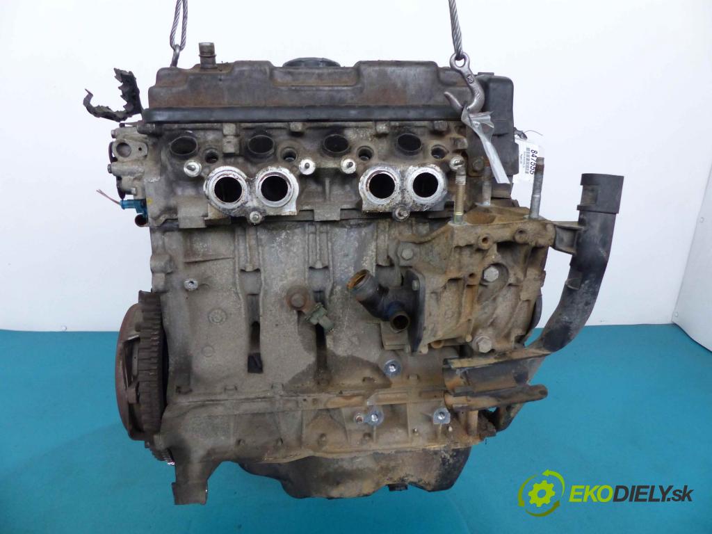 Peugeot 206 1.4 8V 75 HP manual 55 kW 1360 cm3  Motor benz. KFX