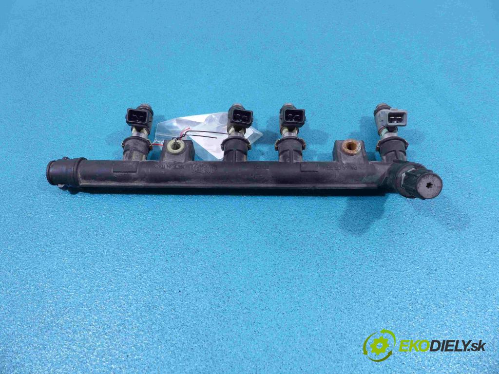 Fiat Punto II 1999-2010 1.2 8V - 60 hp manual 44 kW 1242 cm3  vstřikovač B671 3219018301