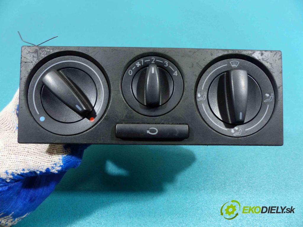 Vw Golf IV 1997-2003 1.6 8V SR 101 HP manual 74 kW 1595 cm3  - Panel kúrenia 1J0819045F