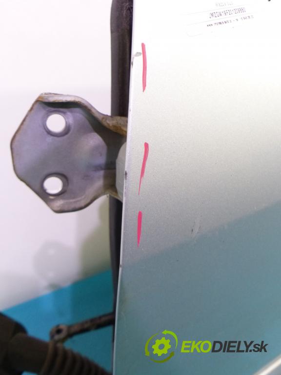 Mazda 626 2.0 16V - 116 hp manual 85 kW 1991 cm3  dveře přední část levé