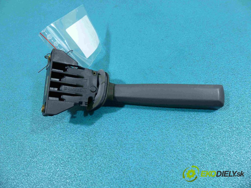 Volvo S70 1996-2000 2.0 10V 126 hp manual 93 kW 2000 cm3  přepínač