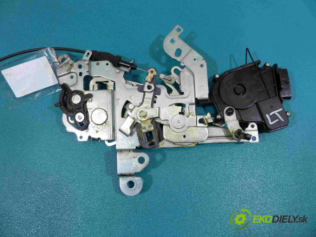 Mazda 5  2005-2010 2.0D 143 hp manual 105 kW 1998 cm3  zámok zadní část levý