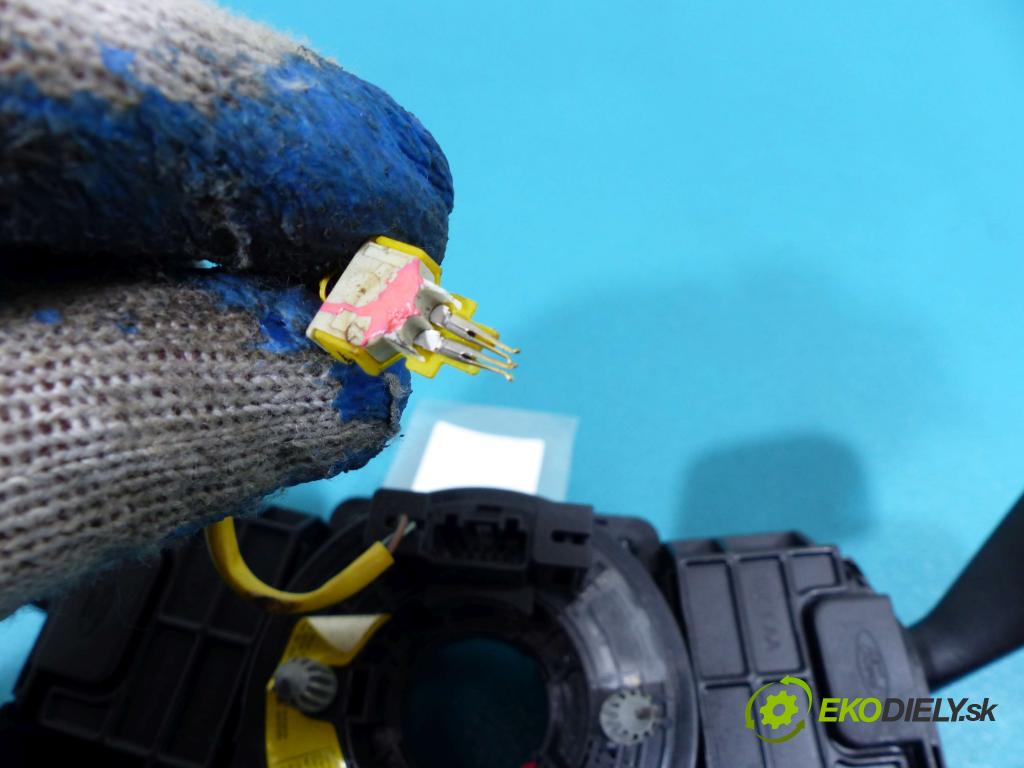 Ford Focus C-Max 1.6 TDCI 109 hp manual 80 kW 1560 cm3  přepínač 3M5T-6475-AE