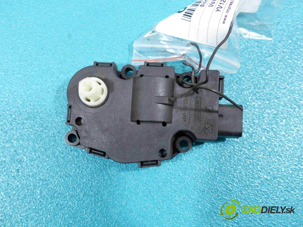 Volvo S60 II 10-18 2.0 TB 241km automatic 177 kW 1999 cm3  motorek topení K9749007