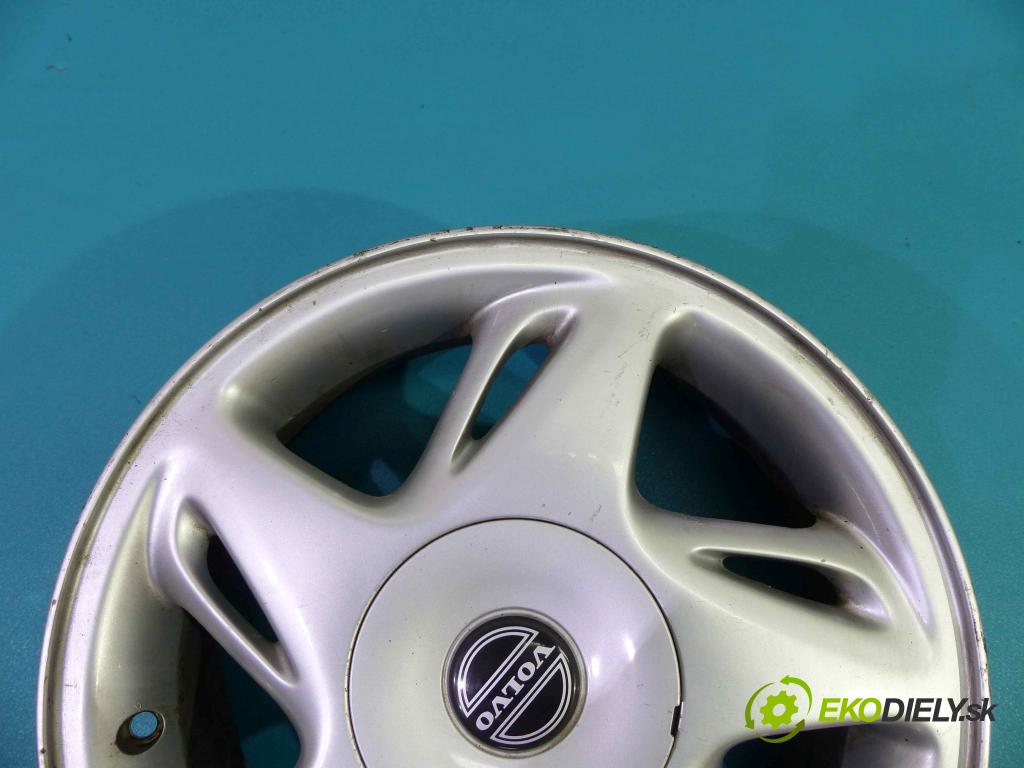 Toyota Corolla E12 2001-2009 1.6 VVTI 110 HP manual 81 kW 1598 cm3  Hlinikové disky -