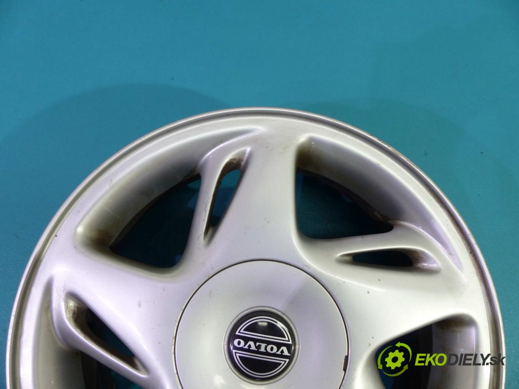 Toyota Corolla E12 2001-2009 1.6 VVTI 110 HP manual 81 kW 1598 cm3  Hlinikové disky -
