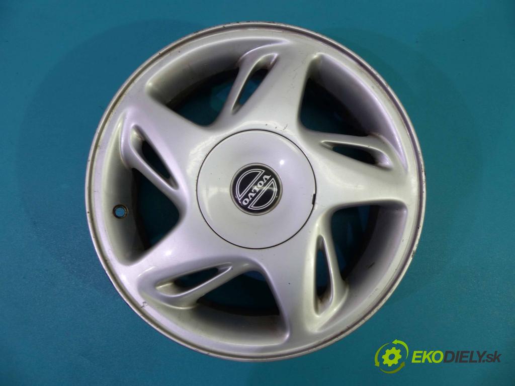 Toyota Corolla E12 2001-2009 1.6 VVTI 110 HP manual 81 kW 1598 cm3  Hlinikové disky -