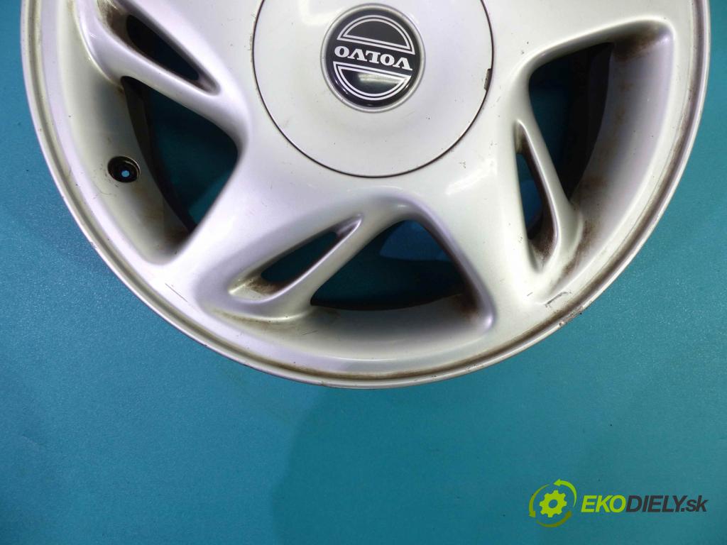 Toyota Corolla E12 2001-2009 1.6 VVTI 110 HP manual 81 kW 1598 cm3  Hlinikové disky -