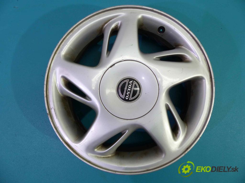 Toyota Corolla E12 2001-2009 1.6 VVTI 110 HP manual 81 kW 1598 cm3  Hlinikové disky -