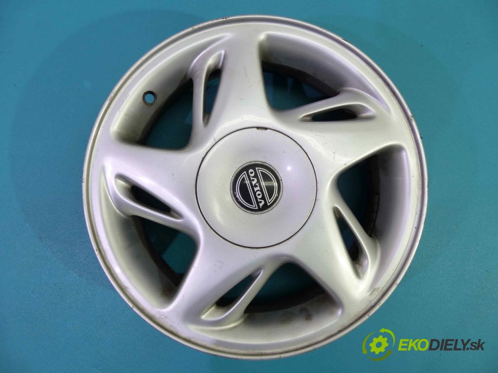 Toyota Corolla E12 2001-2009 1.6 VVTI 110 HP manual 81 kW 1598 cm3  Hlinikové disky -