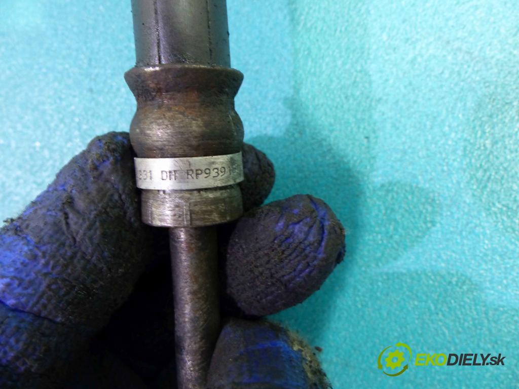 Land rover Range Rover 1995-2002 2.5 DT 113 HP manual 83 kW 2497 cm3  Rúrka servočerpadlo RP93915