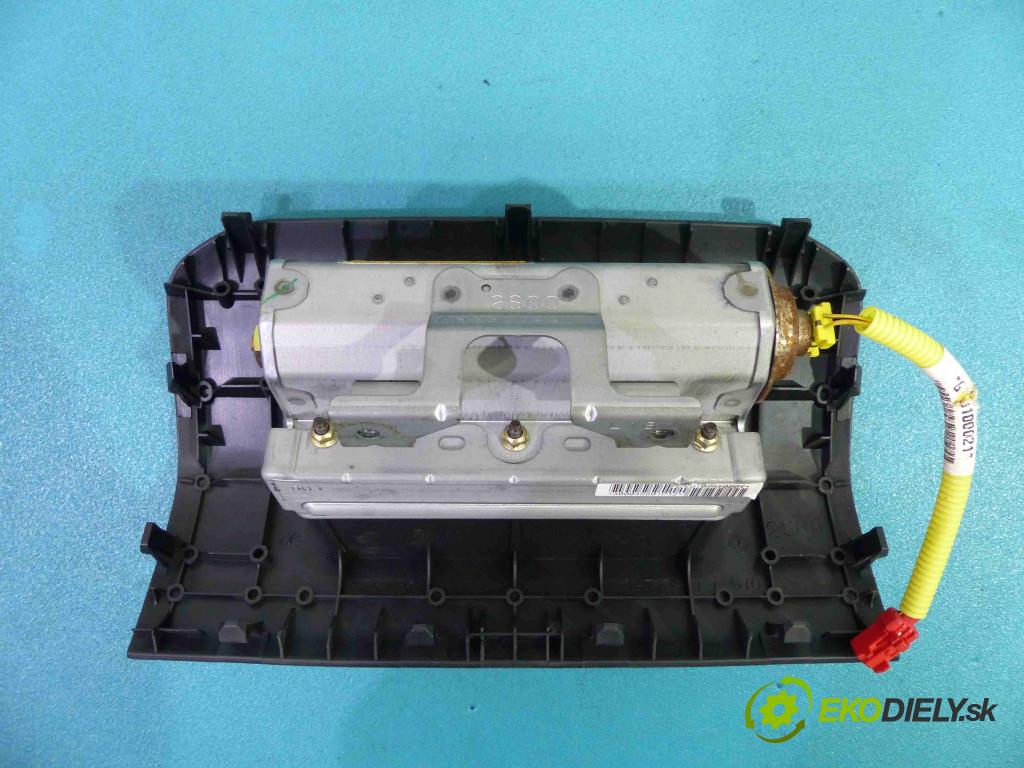 Mitsubishi Pajero Pinin 1998-2007 2.0 16V 129 HP manual 95 kW 1999 cm3  silentbloku vzduchové