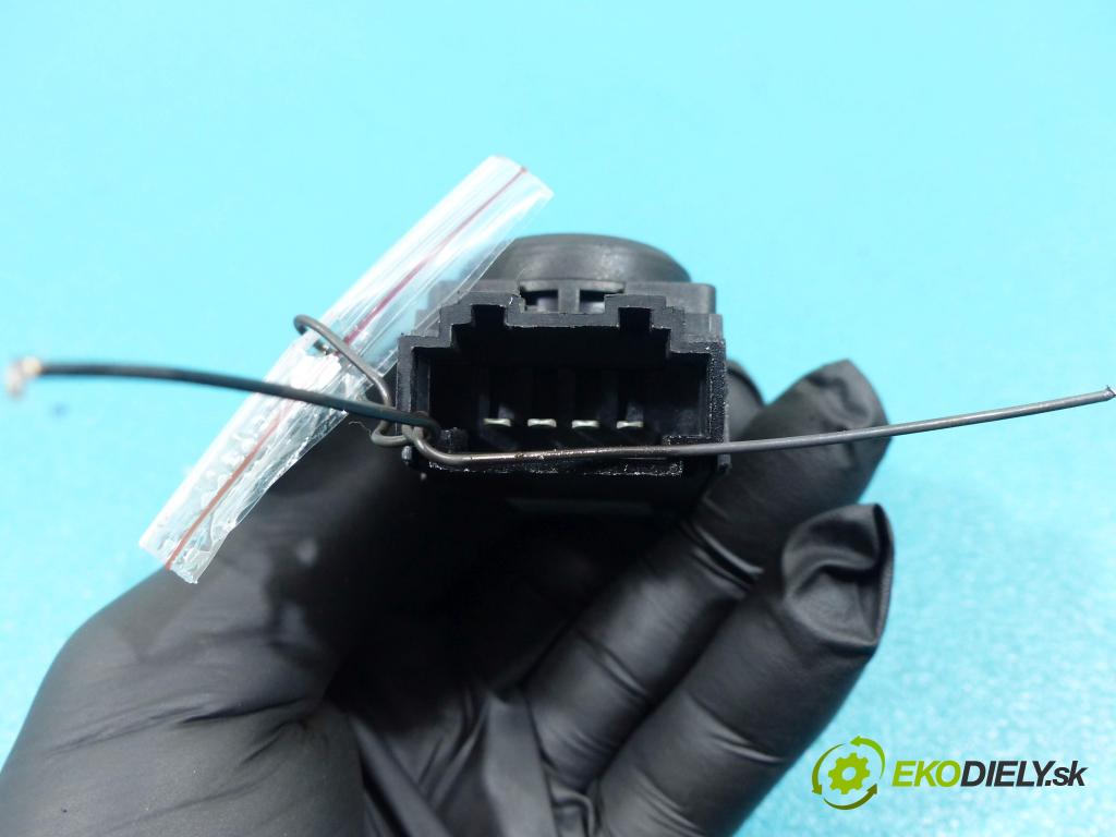 Vw Passat B5 1995-2005 1.9 TDI 90 hp manual 66 kW 1896 cm3  přepínač oken I zpětných zrcátek 3B1959565