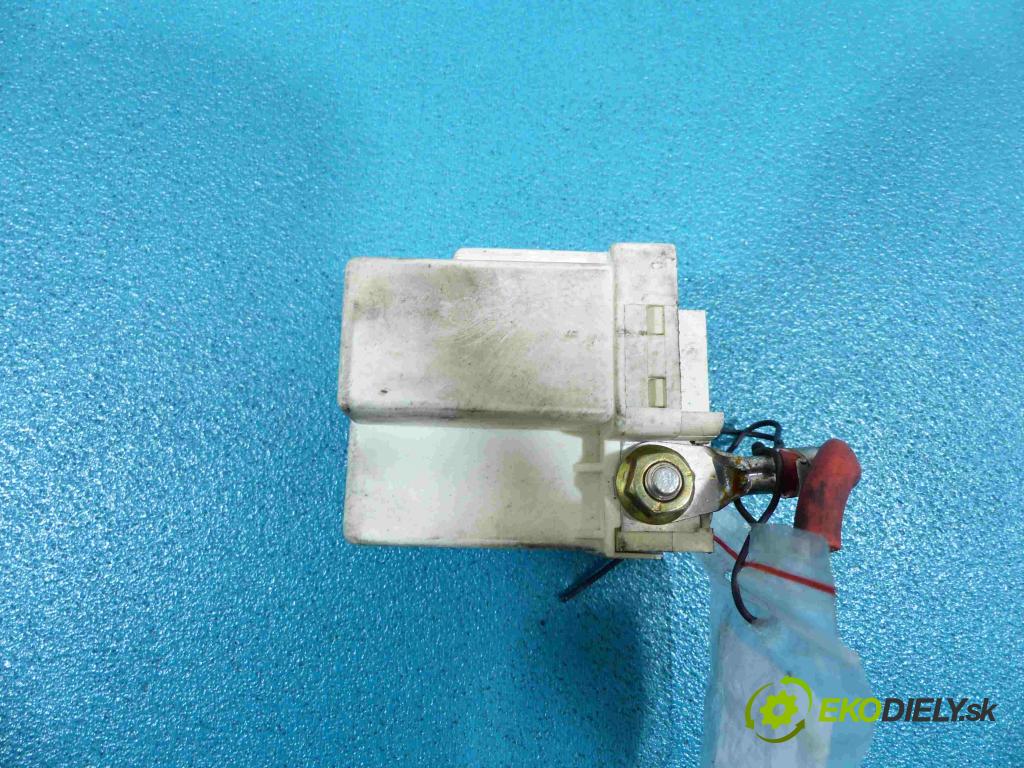 Bmw 3 e46 1998-2007 2.0D 136hp manual 100 kW 1951 cm3  relé 2247664 (Relé)