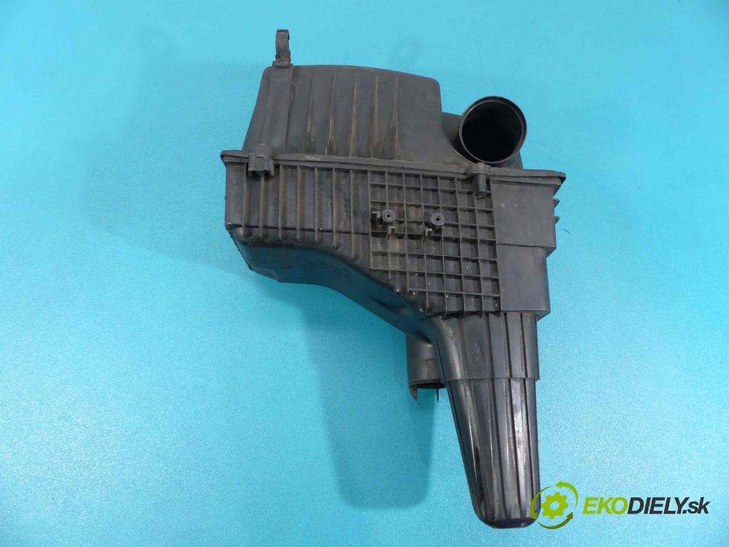 Citroen C5 2001-2008 2.0 16V HPI 140 hp manual 103 kW 1998 cm3  obal filtra vzduchu 9636828280 (Kryty filtrů)