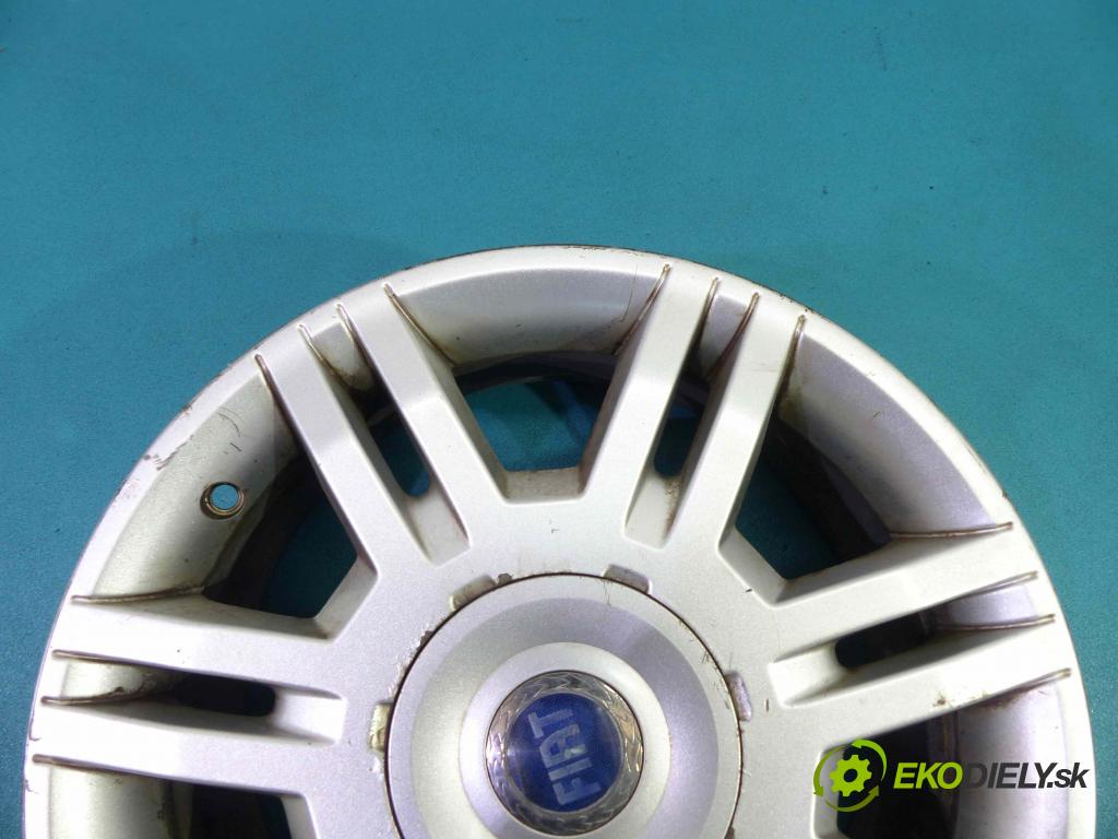 Fiat Stilo 1.6 16V 103 HP manual 76 kW 1596 cm3  Hlinikové disky -