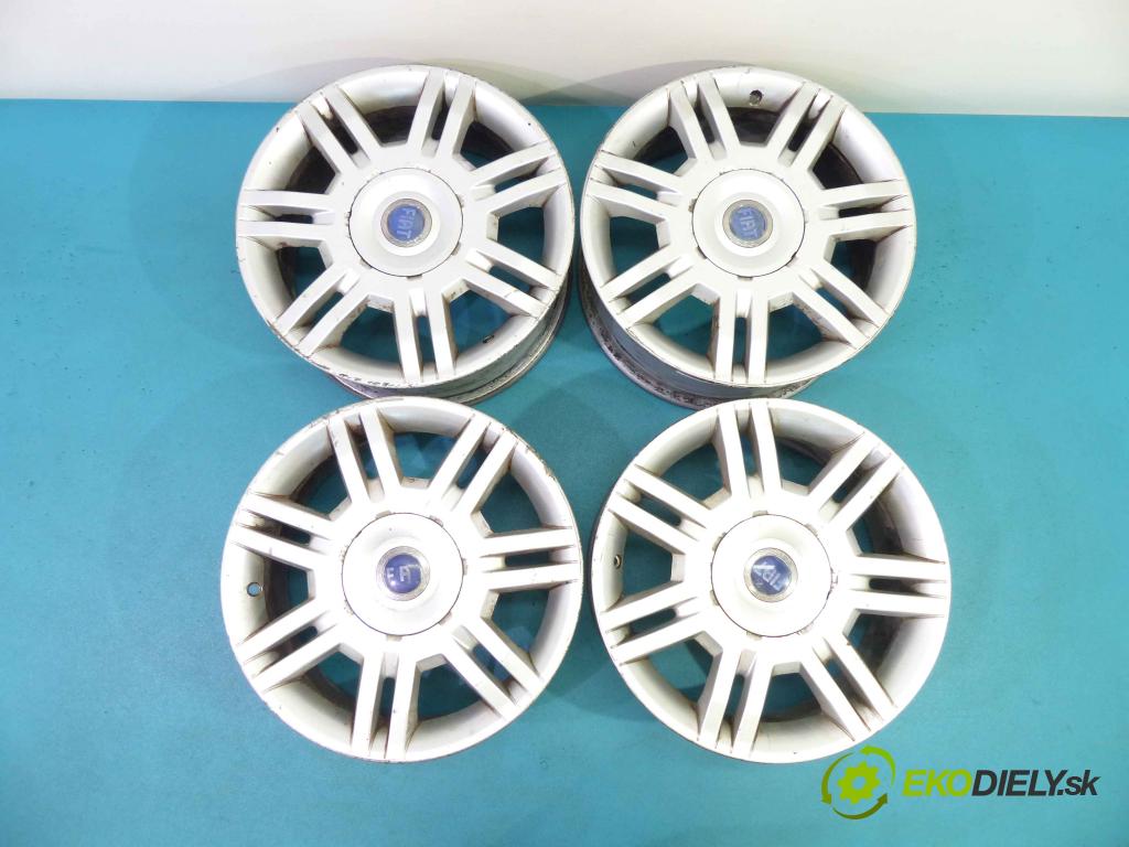 Fiat Stilo 1.6 16V 103 HP manual 76 kW 1596 cm3  Hlinikové disky -