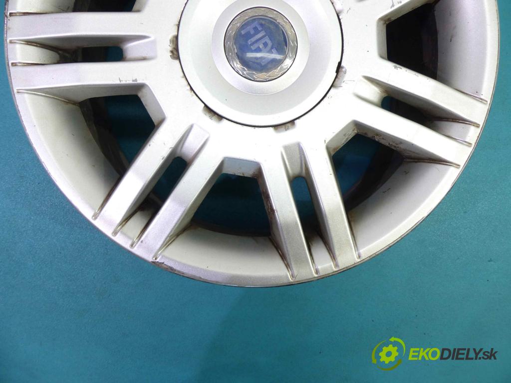 Fiat Stilo 1.6 16V 103 HP manual 76 kW 1596 cm3  Hlinikové disky -
