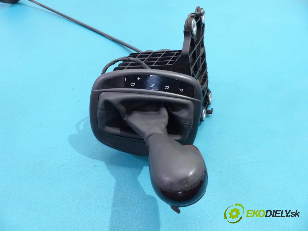 Fiat Croma II 2005-2010 1.9 JTD 150 HP automatic 110 kW 1910 cm3  Kulisa - - 553481320 (Rýchlostné páky / kulisy)